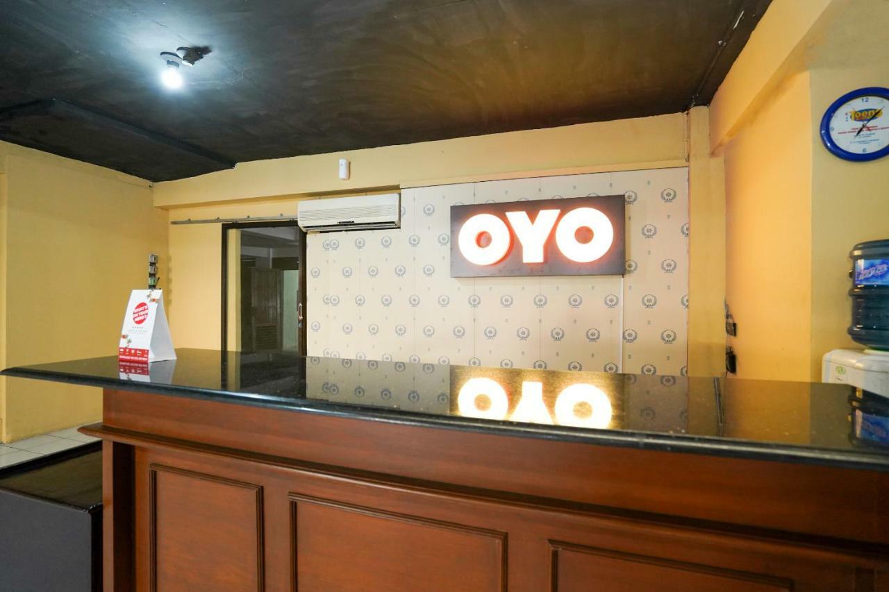 Oyo 1449 Istana Permata Dinoyo Surabaya Ngoại thất bức ảnh